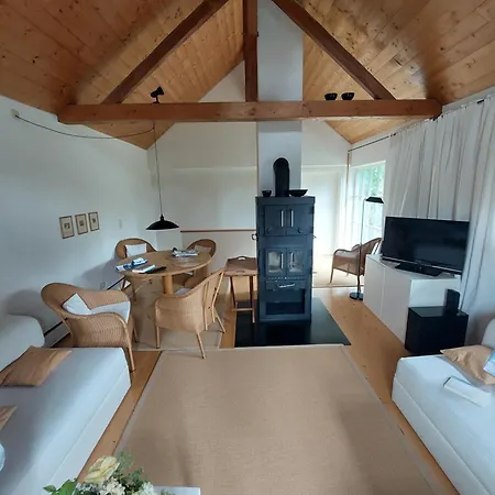 Haus Annette Am Seeschloessl Holiday home Utting am Ammersee